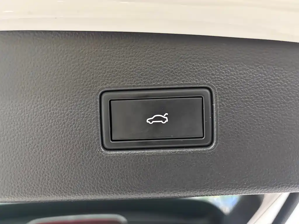 Volkswagen Tiguan L 2022