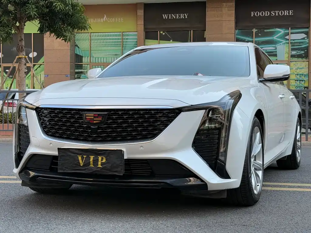 Cadillac CT5 2024 — фото 1