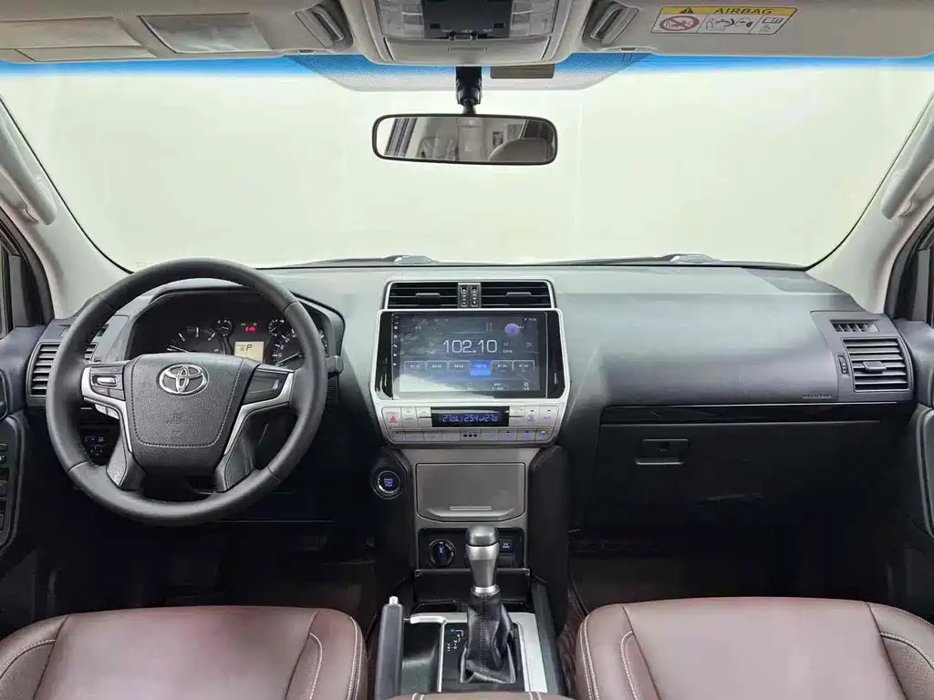 Toyota Prado 2020 — фото 18