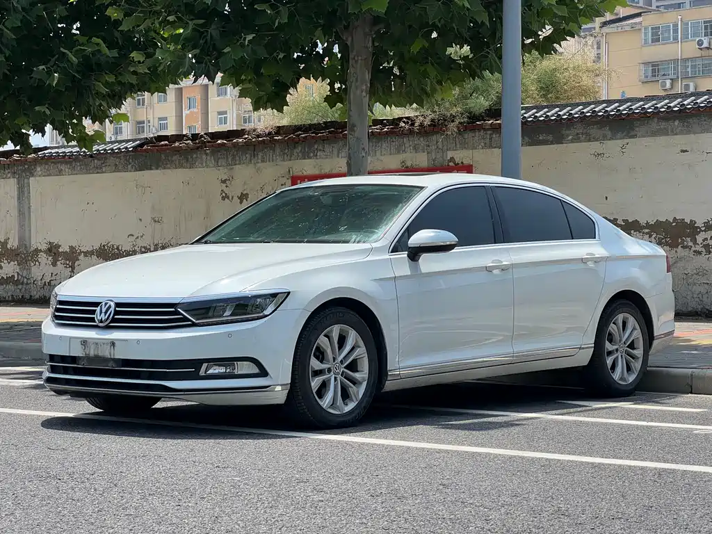 Volkswagen Magotan 2017 — фото 1