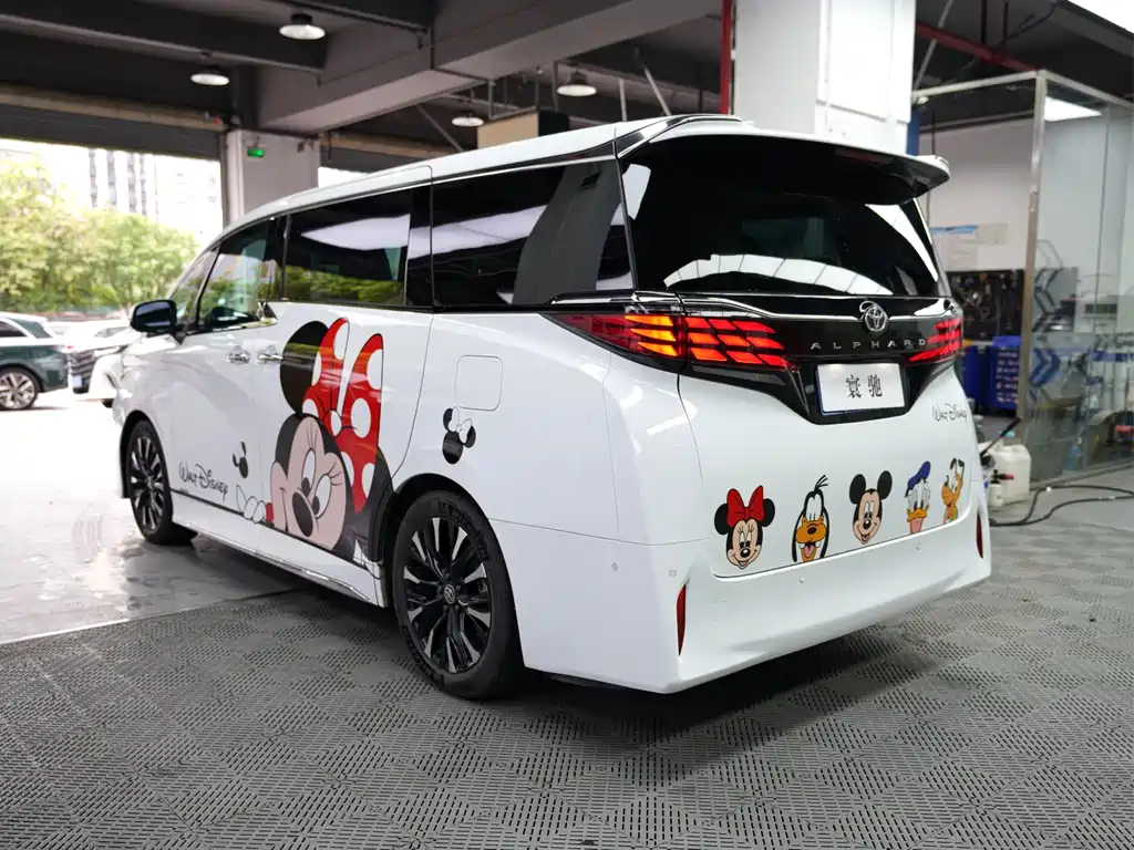 Toyota Alphard 2024 — фото 22