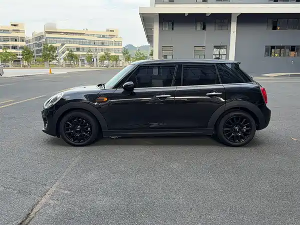 MINI 2015