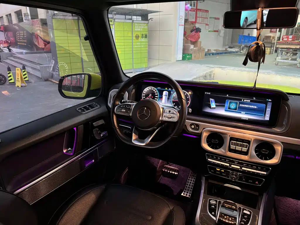 Mercedes-Benz G-Class 2020 — фото 18