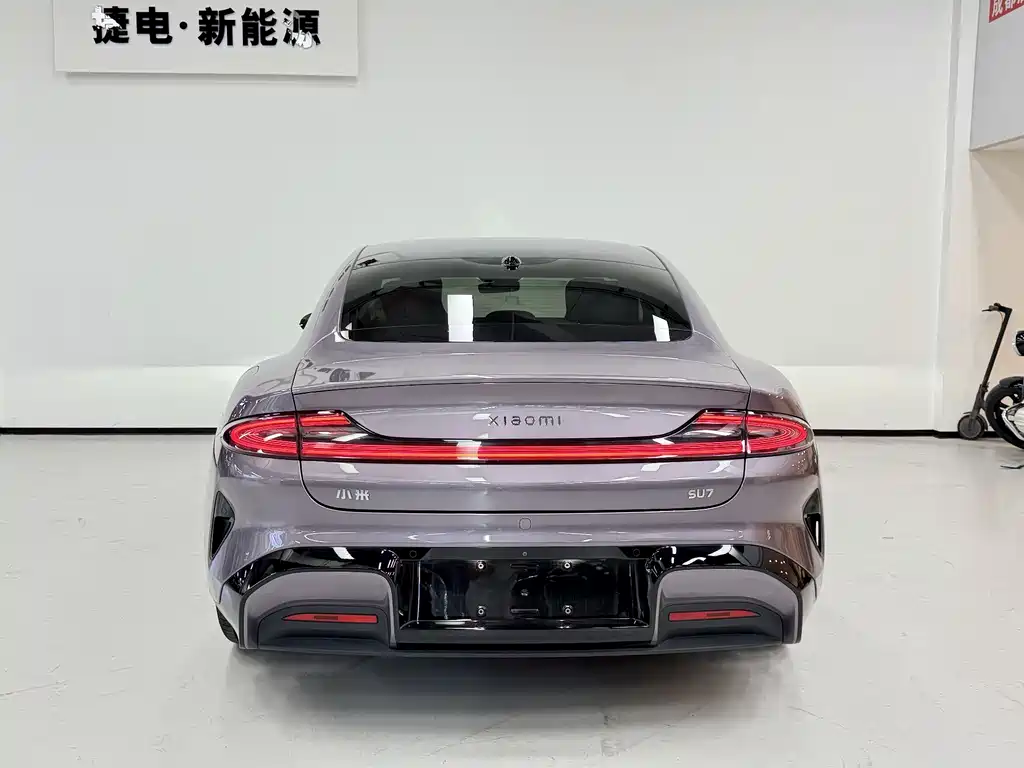 Xiaomi SU7 2025 — фото 13