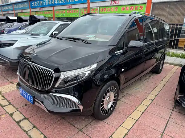 Mercedes-Benz Vito 2023