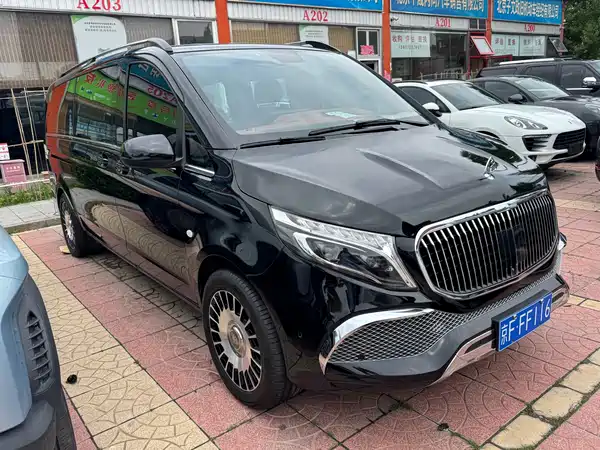 Mercedes-Benz Vito 2023