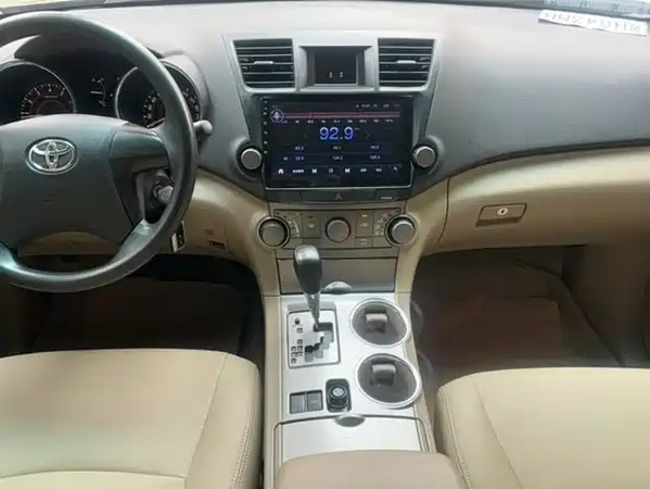 Toyota Highlander 2011