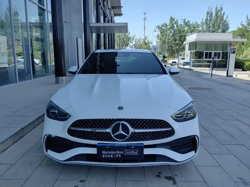 Mercedes-Benz C-Class 2023 — фото 2
