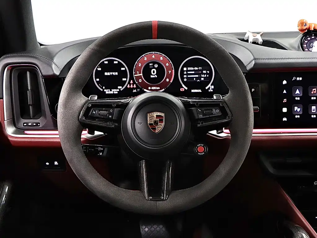 Porsche Cayenne 2024 — фото 11