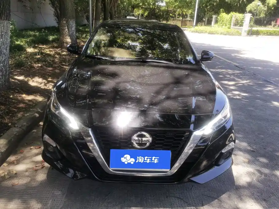 Nissan Teana 2021