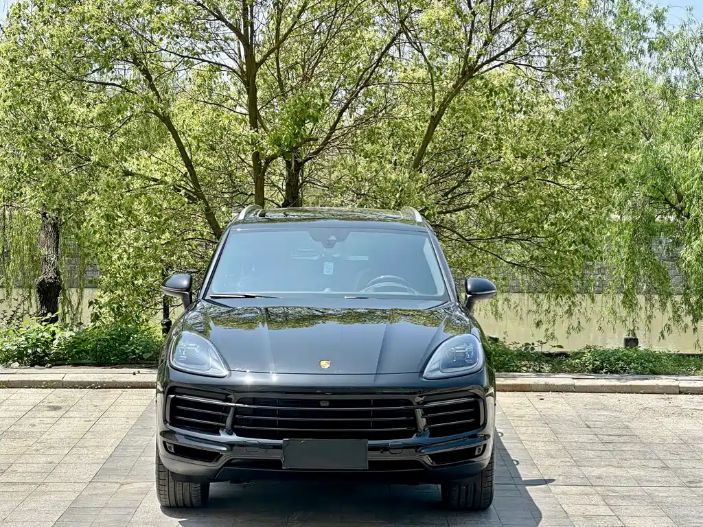 Porsche Cayenne 2023