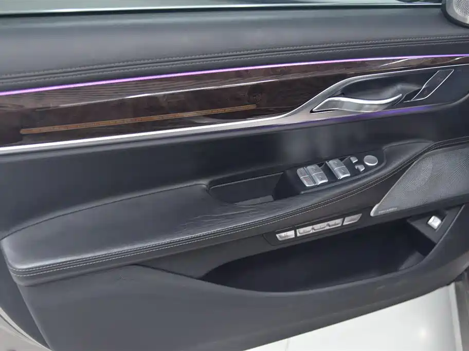 BMW 7 Series 2016 — фото 4