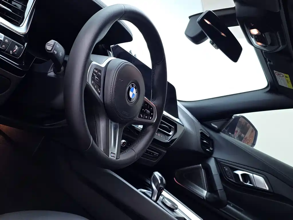 BMW Z4 2019 — фото 34