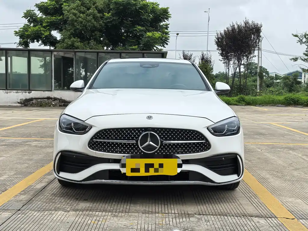 Mercedes-Benz C-Class 2023 — фото 2