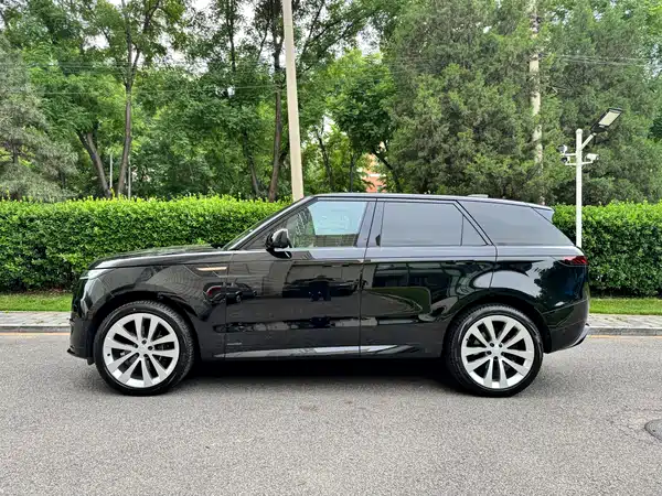 Land Rover Range Rover Sport 2024