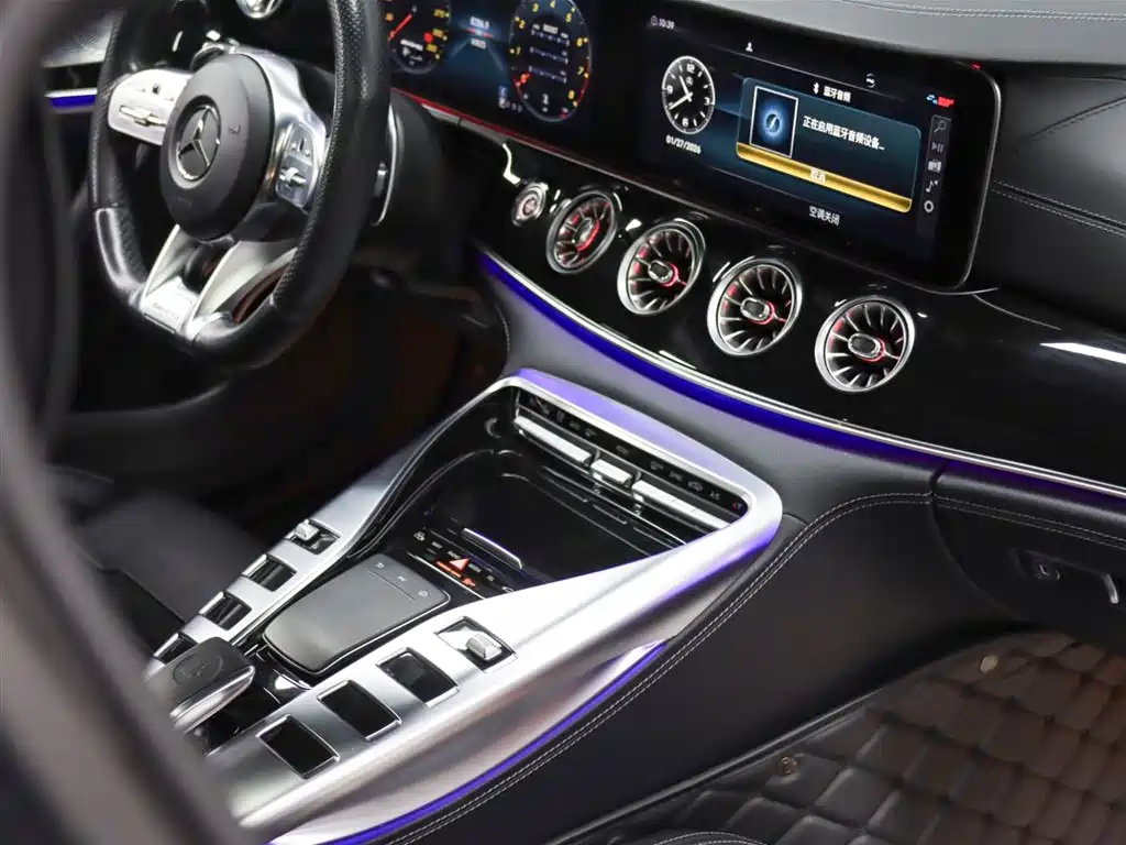 Mercedes-Benz AMG GT 2020 — фото 22
