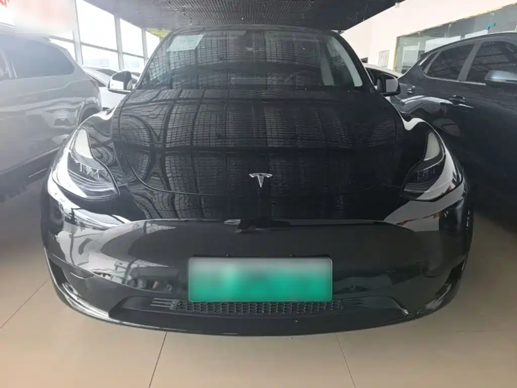 Tesla Model Y 2023 — фото 3