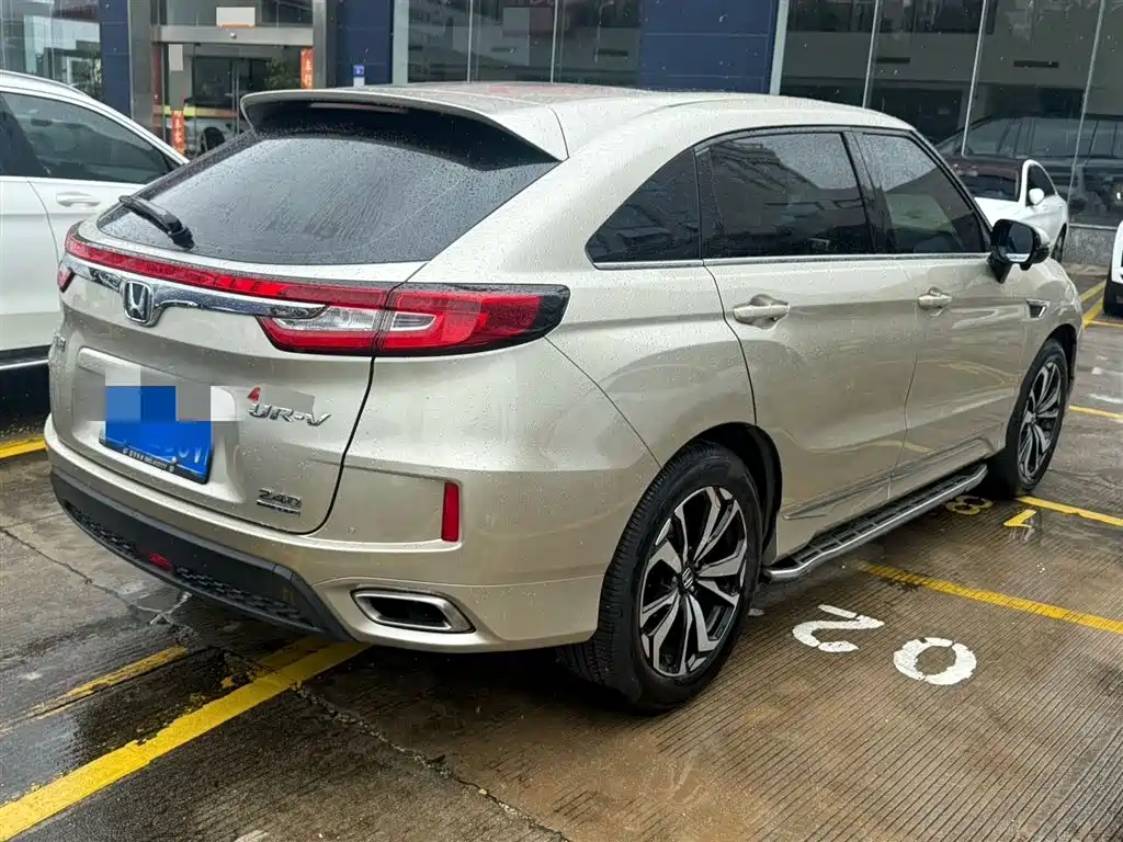 Honda UR-V 2017 — фото 6