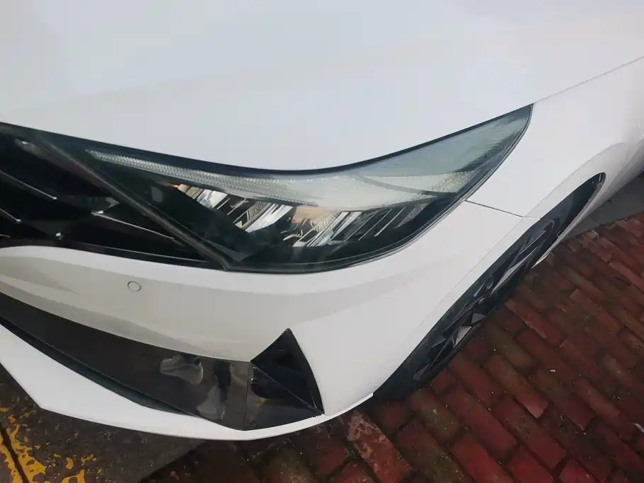Hyundai Elantra 2021