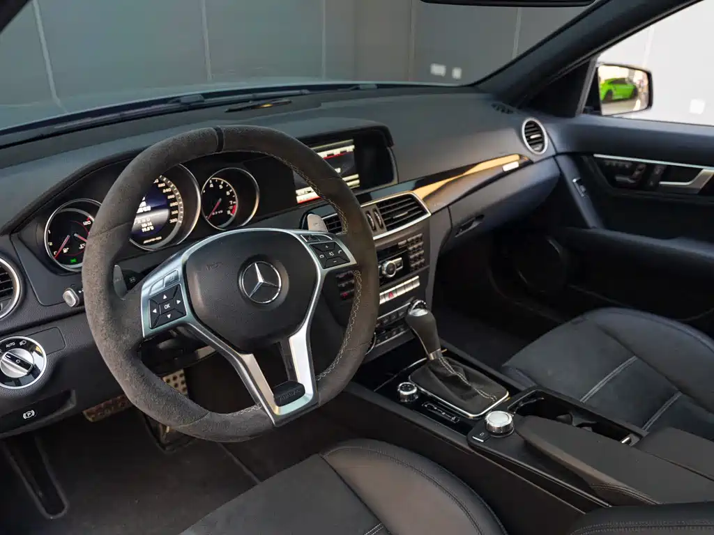 Mercedes-Benz C-Class AMG 2014 — фото 7