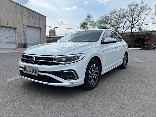 Volkswagen Bora 2023