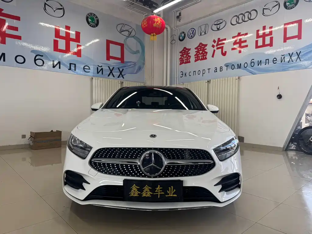Mercedes-Benz A-Class 2022 — фото 2
