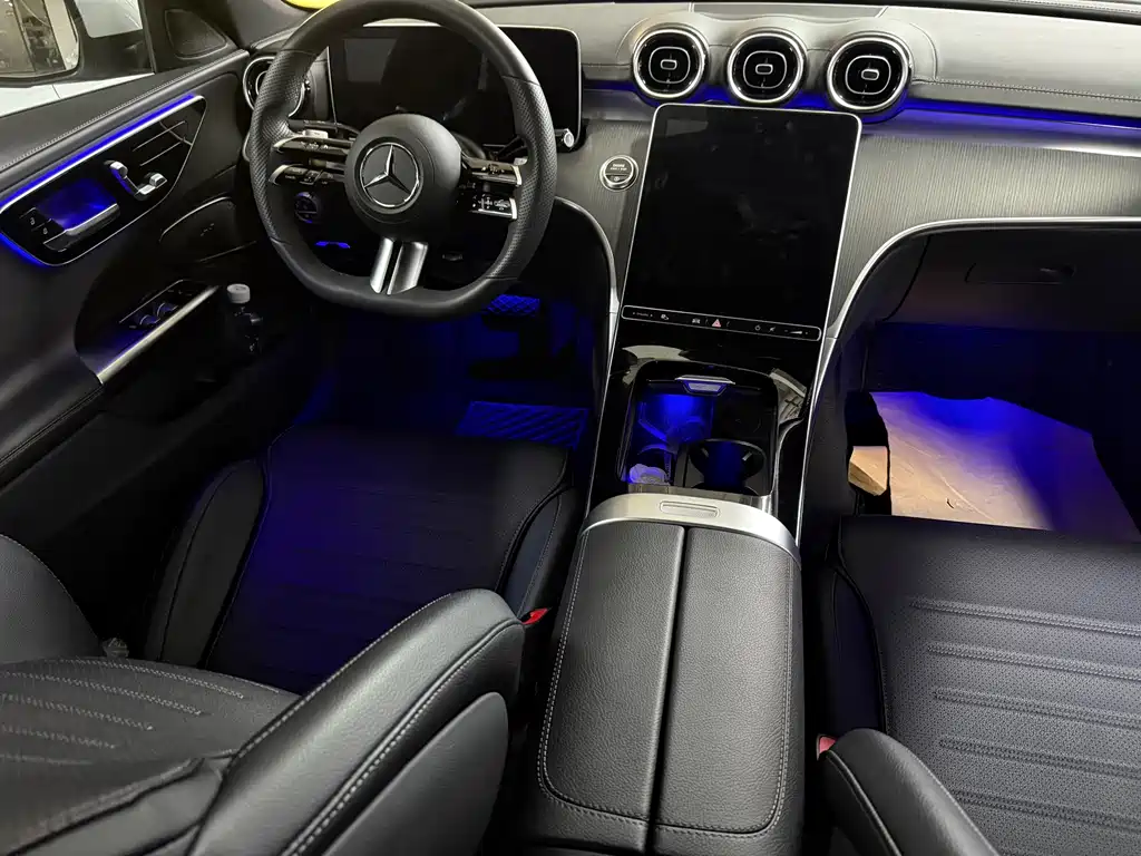 Mercedes-Benz C-Class 2022