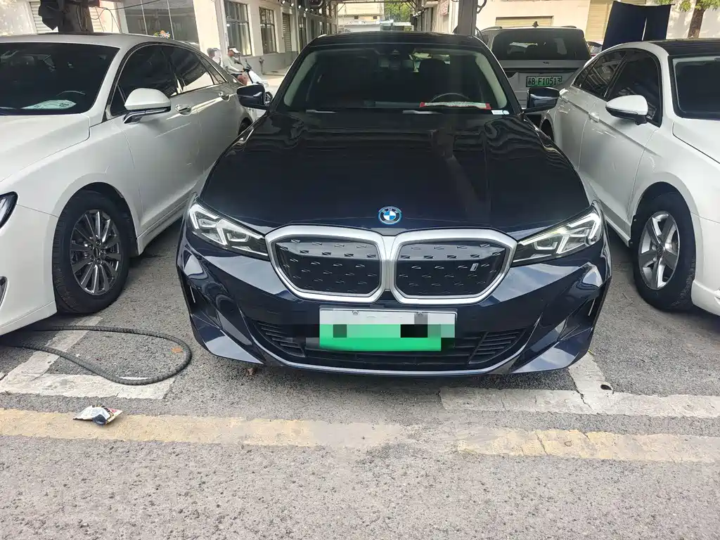BMW i3 2023