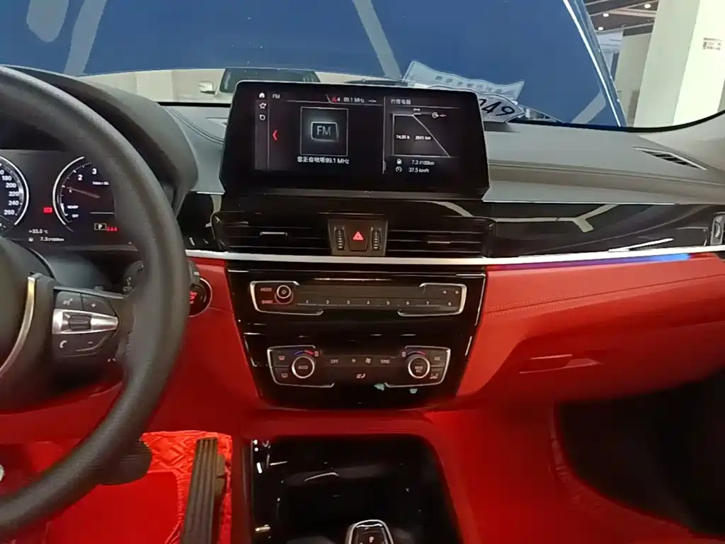 BMW X2 2021 — фото 13