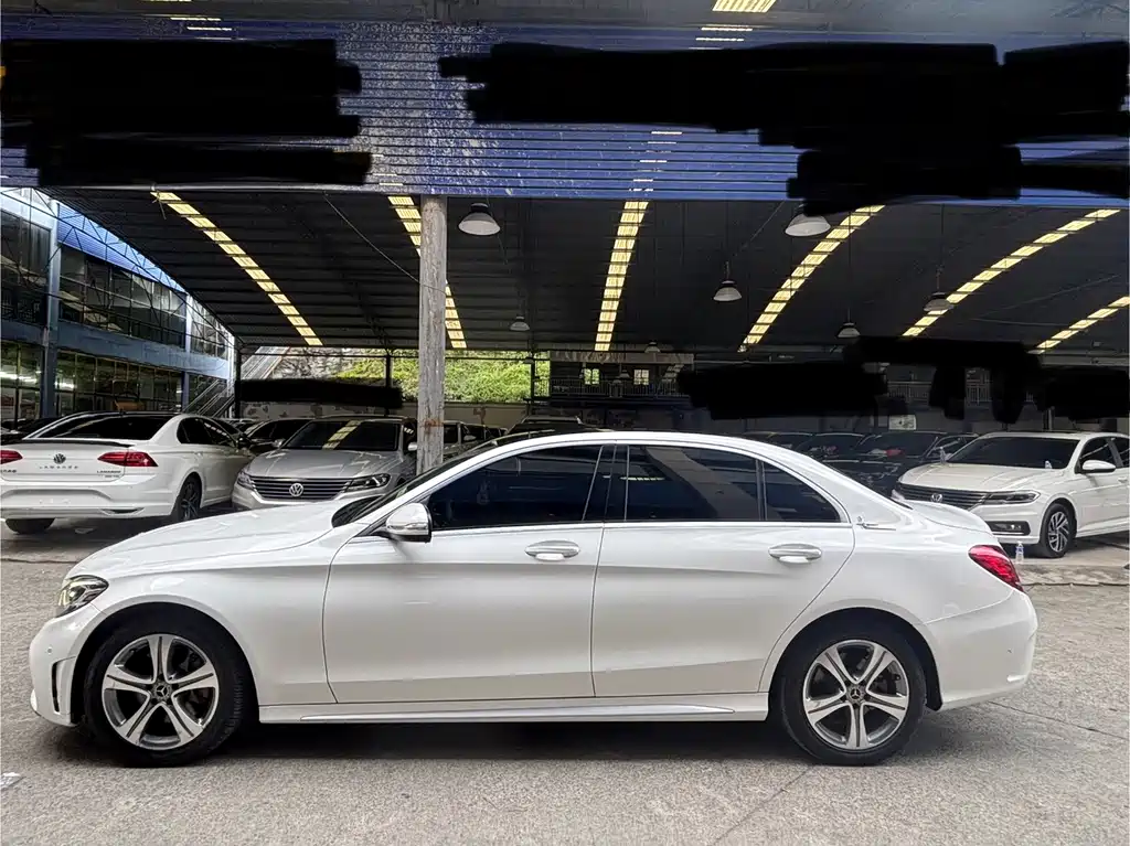 Mercedes-Benz C-Class 2019 — фото 13