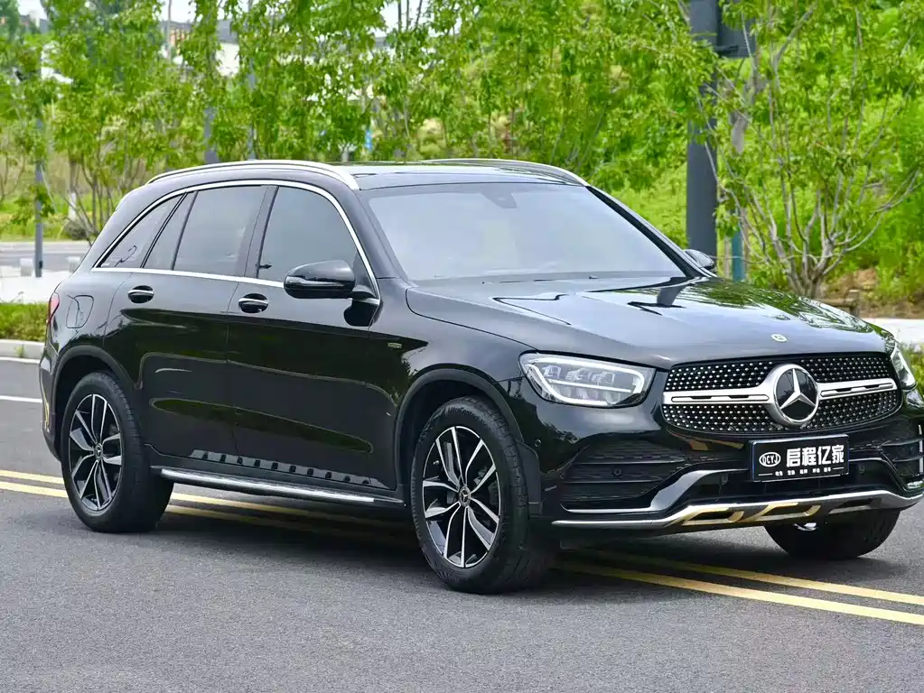 Mercedes-Benz GLC 2022 — фото 3