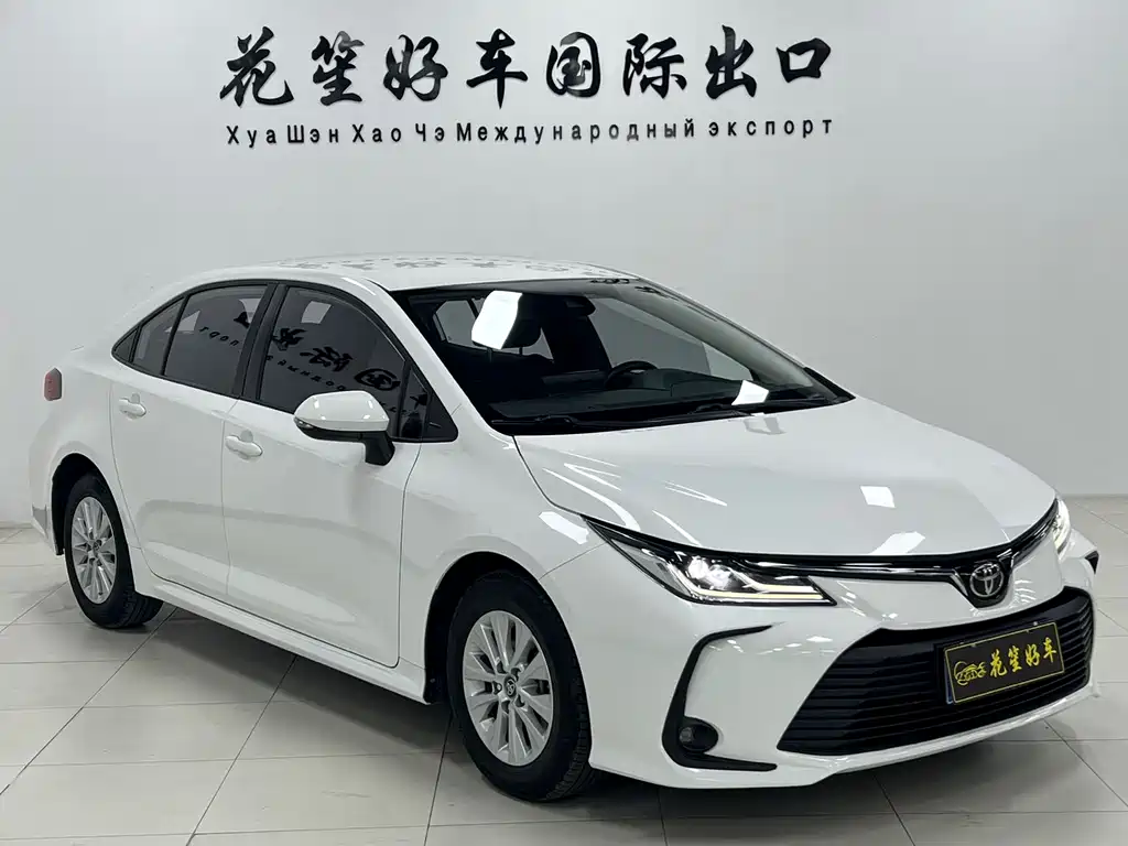 Toyota Corolla 2023 — фото 3