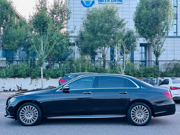 Mercedes-Benz E-Class 2018