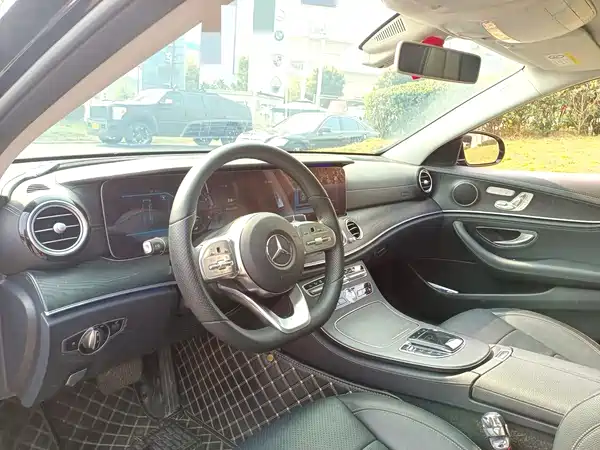 Mercedes-Benz E-Class 2019