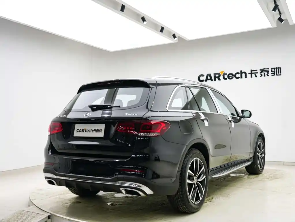 Mercedes-Benz GLC 2020 — фото 23