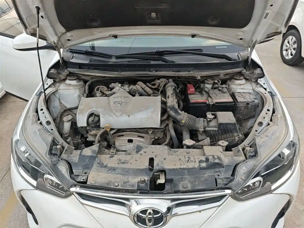 Toyota Yaris L 2020 — фото 20