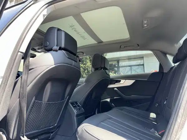 Audi A4L 2023