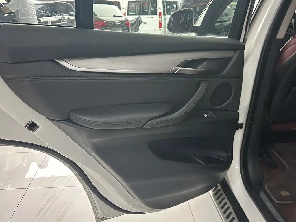 BMW X5 2015 — фото 17