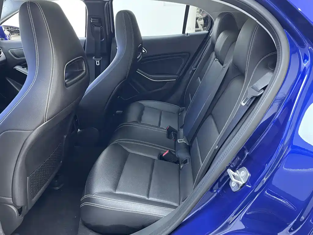 Mercedes-Benz GLA 2018 — фото 8