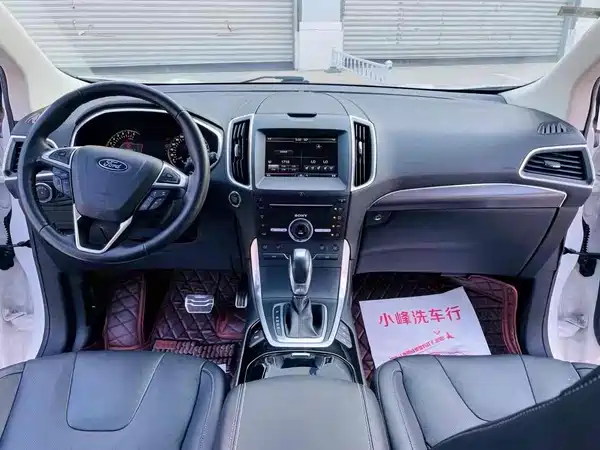Ford Edge 2015