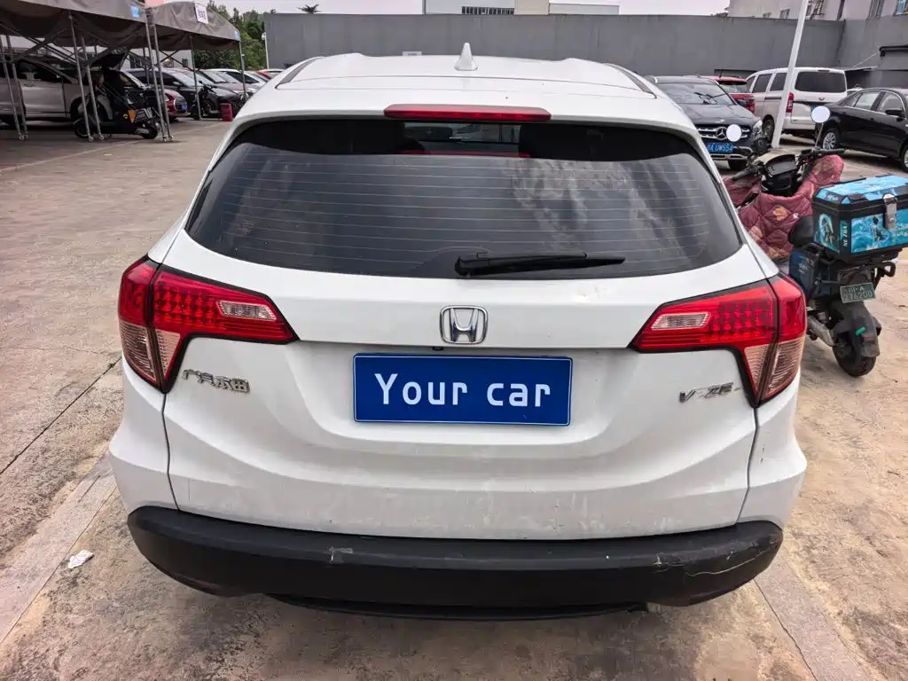Honda Vezel 2016