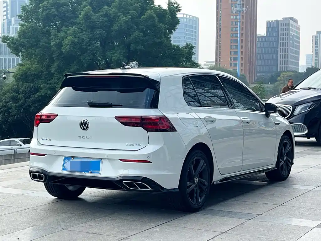 Volkswagen Golf 2022