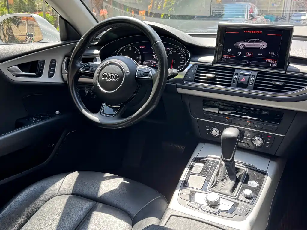 Audi A7 2017 — фото 15