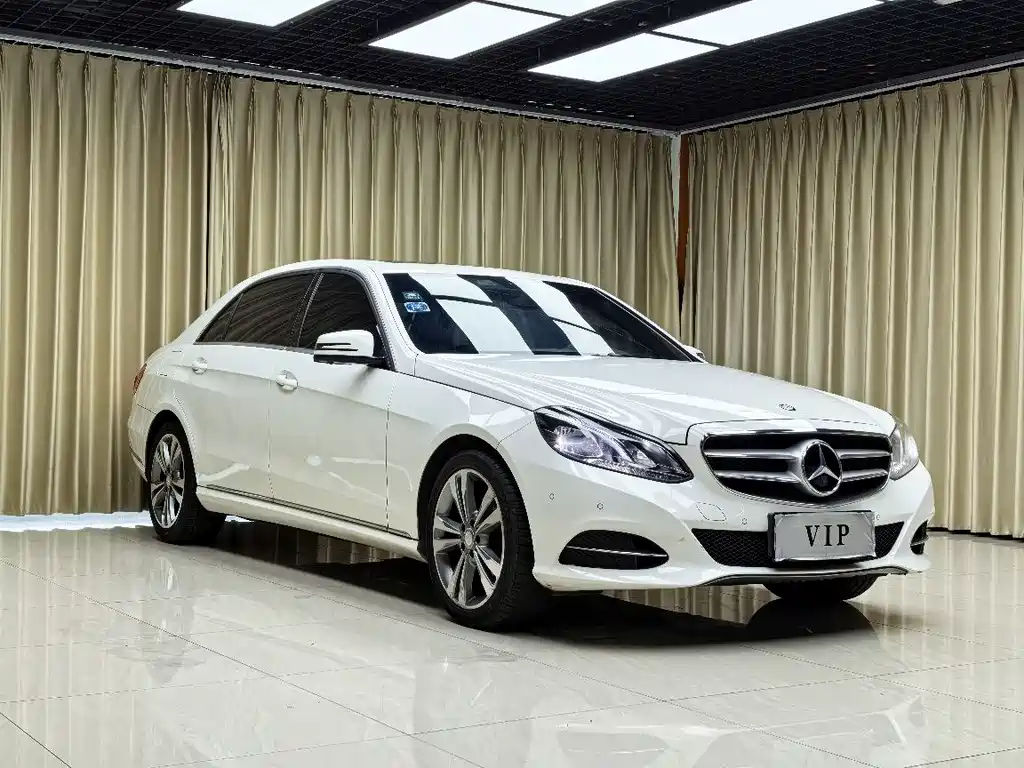 Mercedes-Benz E-Class 2015