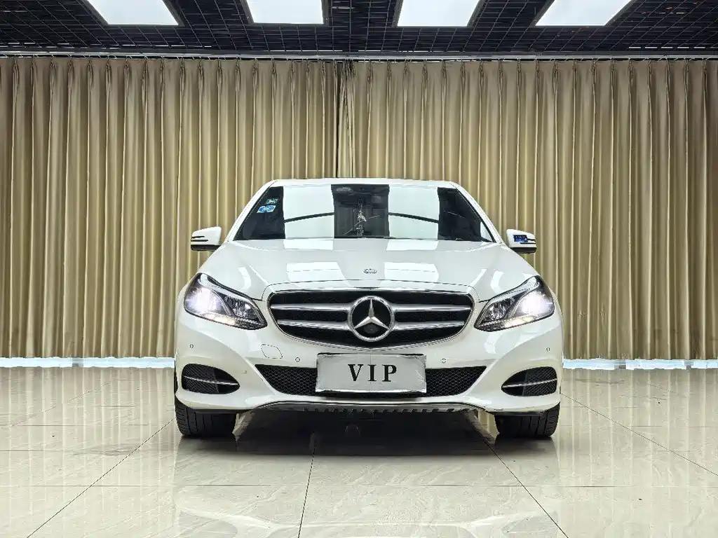 Mercedes-Benz E-Class 2015
