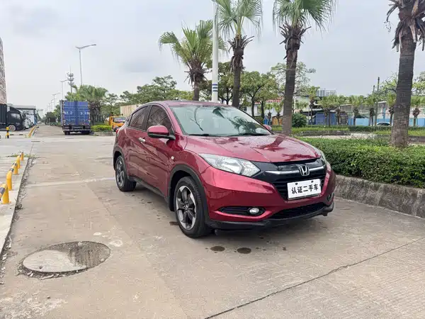 Honda Vezel 2016
