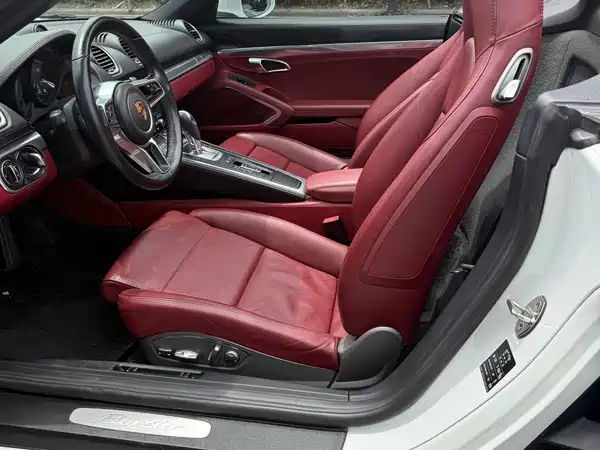 Porsche 718 2016