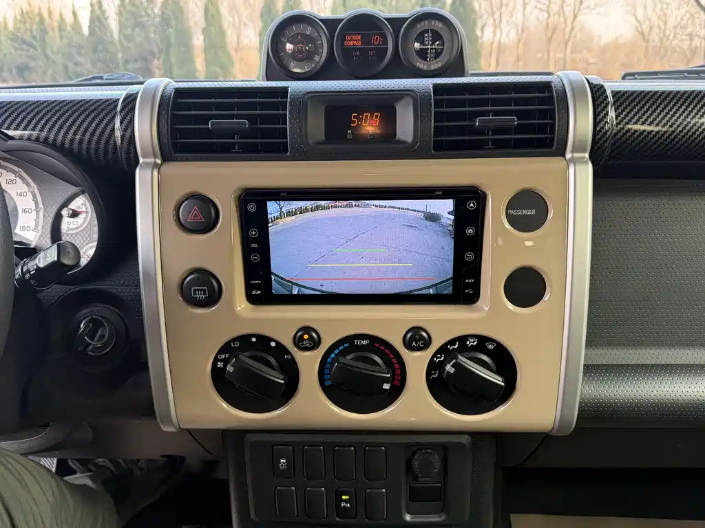 Toyota FJ Cruiser 2020 — фото 17