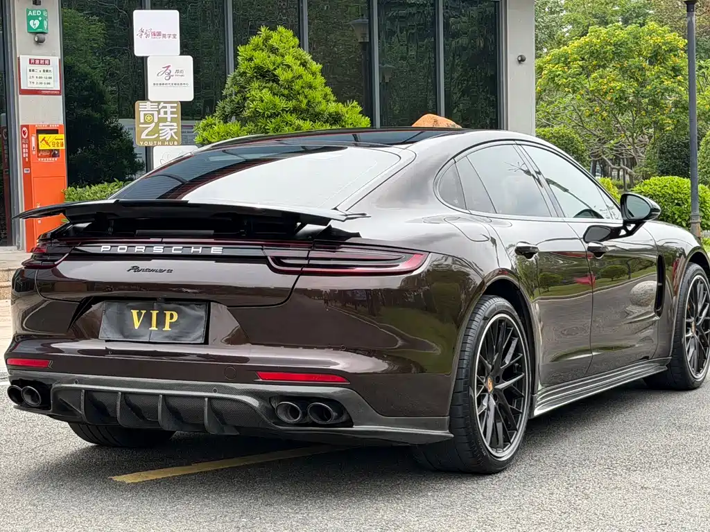 Porsche Panamera 2018 — фото 7