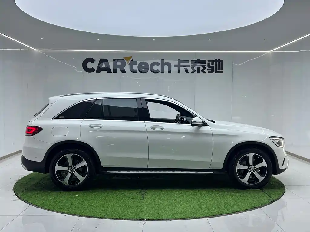 Mercedes-Benz GLC 2022 — фото 3